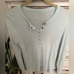 Aerie Henley size medium